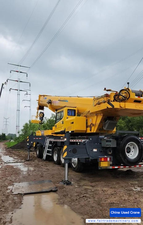 Buy XCMG 100K7C Used Crane / 1